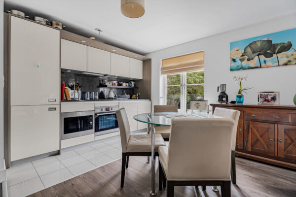 Henmarsh Court, Balls Park, SG13