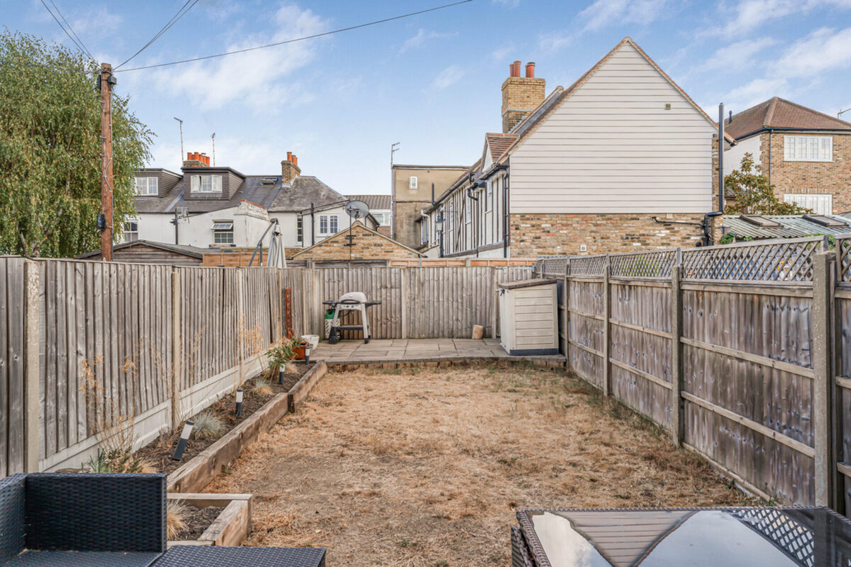 Albion Close, Hertford, SG13
