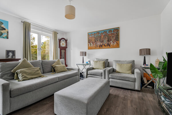 Henmarsh Court, Balls Park, SG13