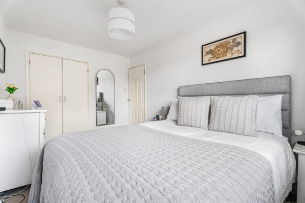 Albion Close, Hertford, SG13
