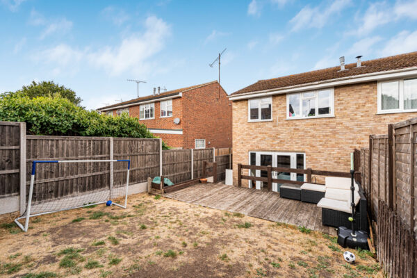 Hazeldell, Watton At Stone, SG14