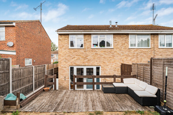 Hazeldell, Watton At Stone, SG14