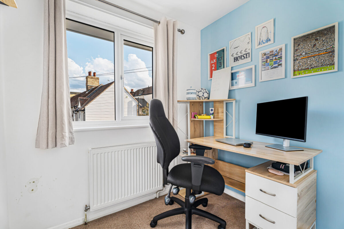 Albion Close, Hertford, SG13