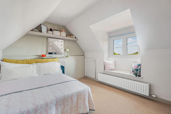 Ponsbourne Park, Newgate Street, SG13