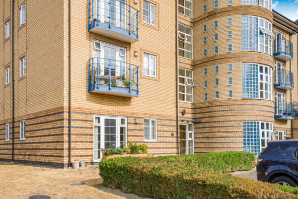 Newland Gardens, Hertford, SG13