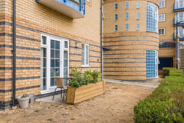 Newland Gardens, Hertford, SG13