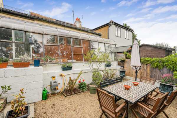 Hillside Terrace, Hertford, SG13