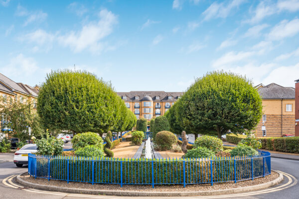 Newland Gardens, Hertford, SG13