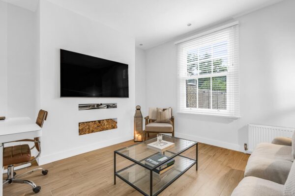 Villiers Street, Hertford, SG13
