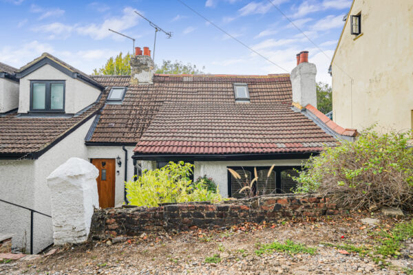 Hillside Terrace, Hertford, SG13