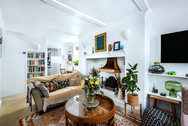 Hillside Terrace, Hertford, SG13