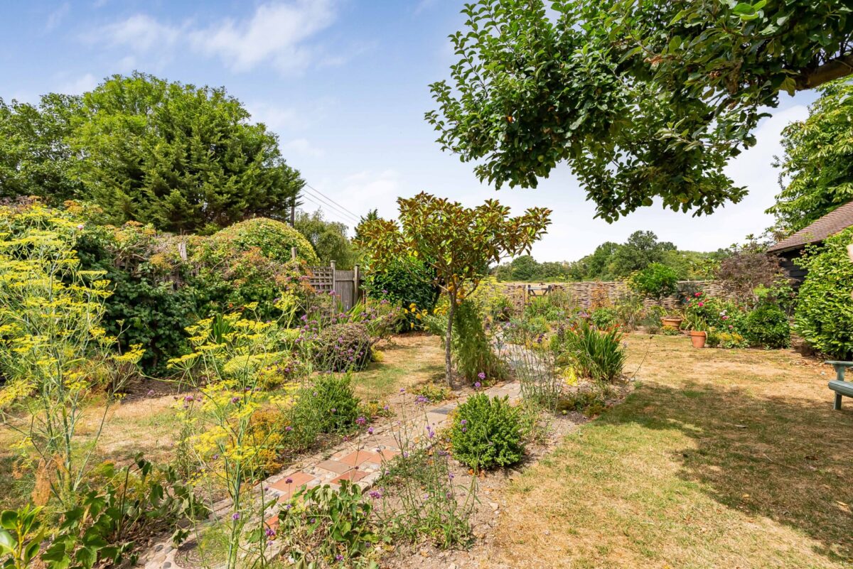Ponsbourne Park, Newgate Street, SG13