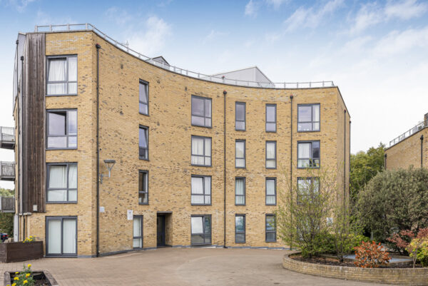 Mead Lane, Hertford, SG13