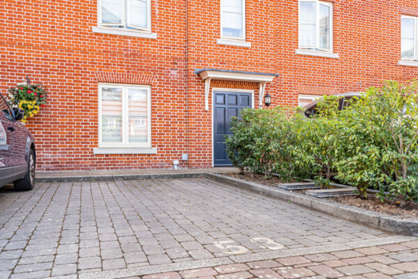 Henmarsh Court, Balls Park, SG13