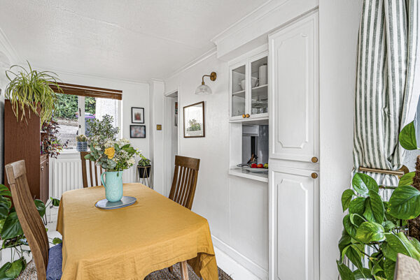 Hillside Terrace, Hertford, SG13