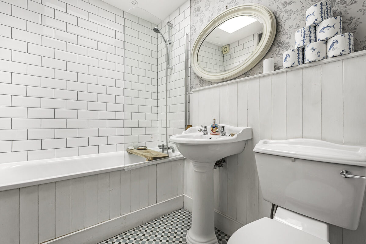 Ponsbourne Park, Newgate Street, SG13