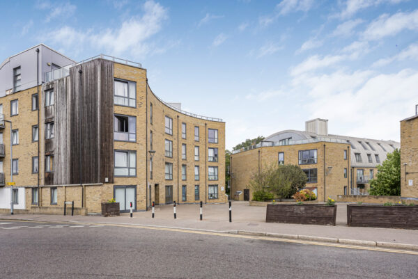 Mead Lane, Hertford, SG13