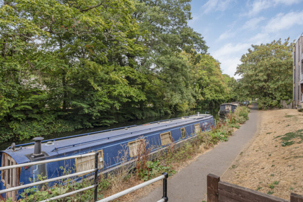 Mead Lane, Hertford, SG13
