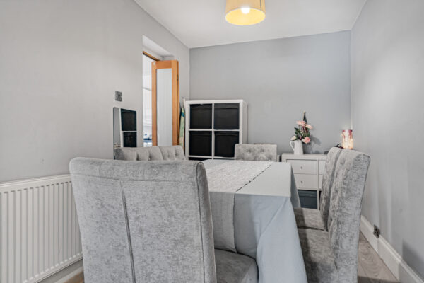 Hazeldell, Watton At Stone, SG14