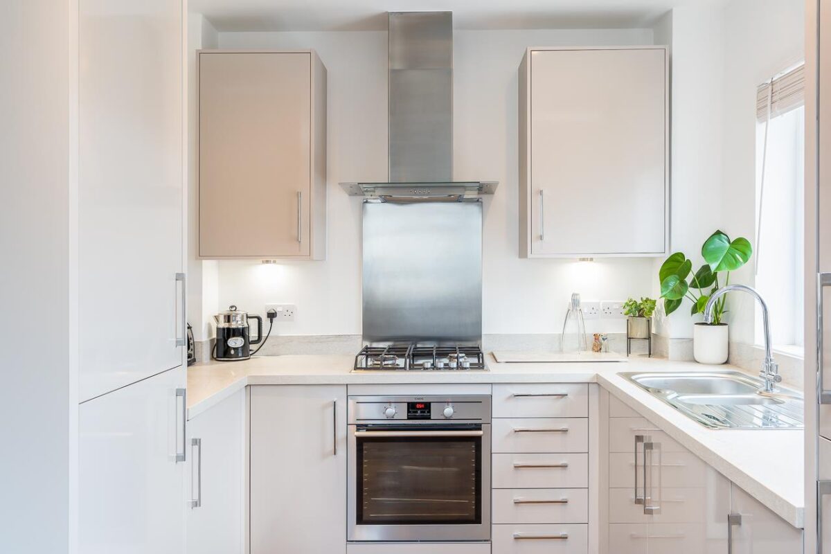 Mead Lane, Hertford, SG13