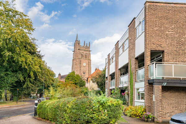 Queens Court, Hertford, SG13