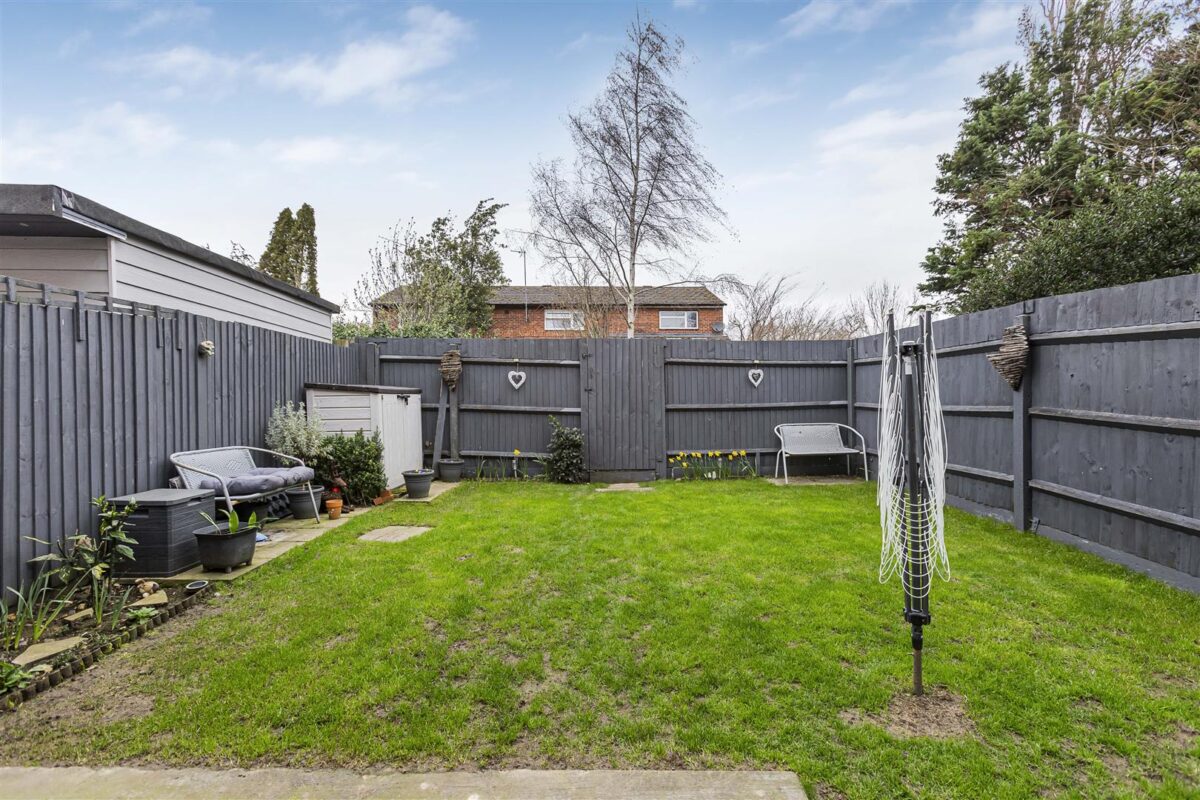 Temple Fields, Hertford, SG14