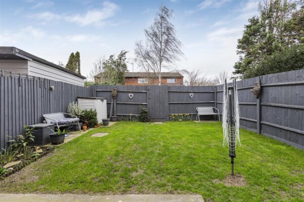 Temple Fields, Hertford, SG14