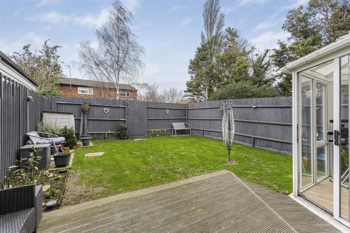 Temple Fields, Hertford, SG14