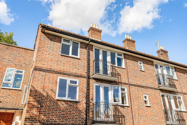 Westall Close, Hertford, SG13