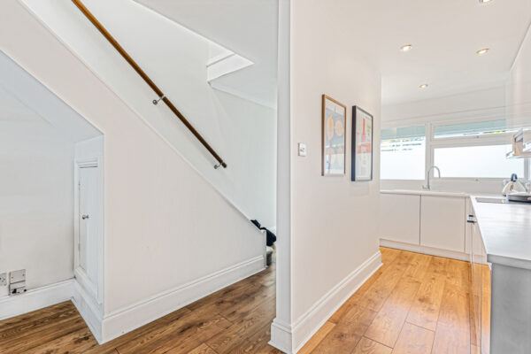 Queens Court, Hertford, SG13
