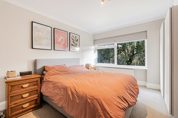 Queens Court, Hertford, SG13