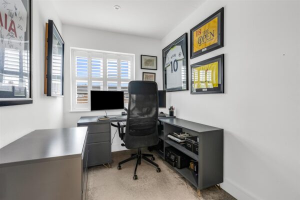 Bengeo Street, Hertford, SG14