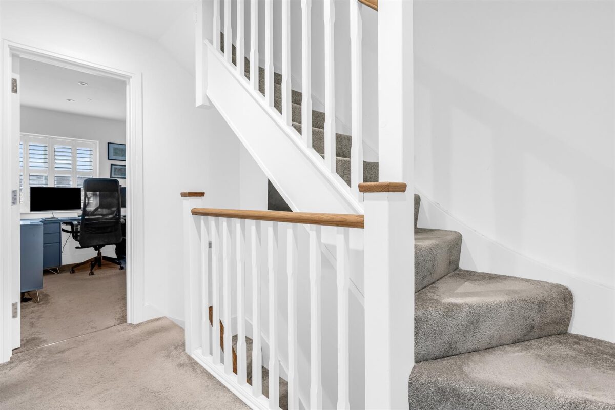 Bengeo Street, Hertford, SG14