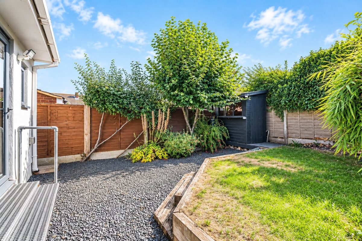 New Road, Hertford, SG14