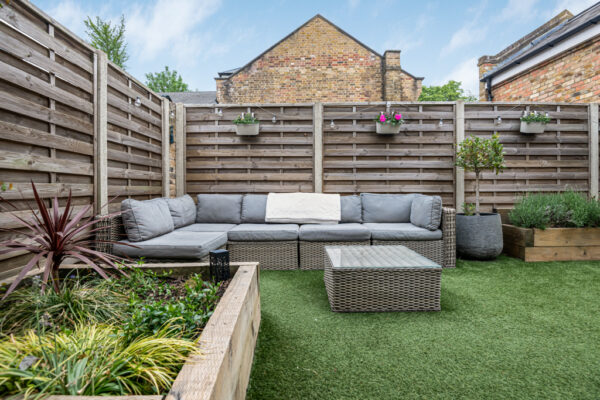 Mangrove Road, Hertford, SG13