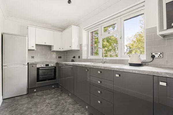 Westall Close, Hertford, SG13