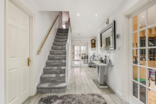 Bittern Close, Cheshunt, EN7