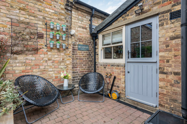 Mangrove Road, Hertford, SG13
