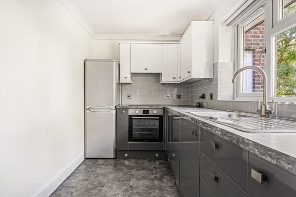 Westall Close, Hertford, SG13