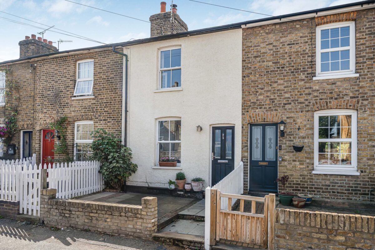 Railway Place, Hertford, SG13