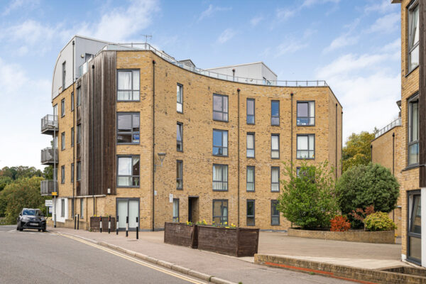 Mead Lane, Hertford, SG13