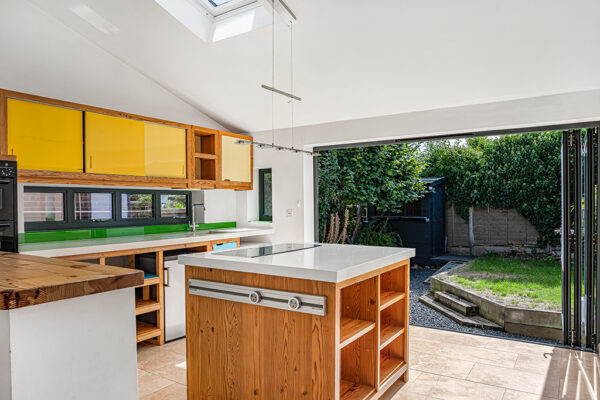 New Road, Hertford, SG14