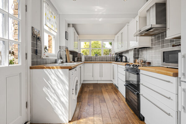 Nelson Street, Hertford, SG14