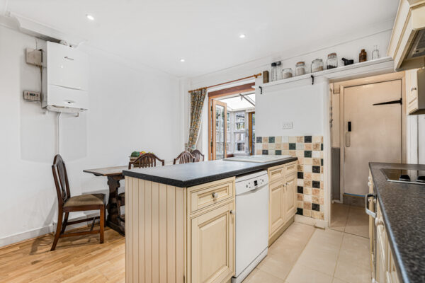 Oldhall Street, Hertford, SG14