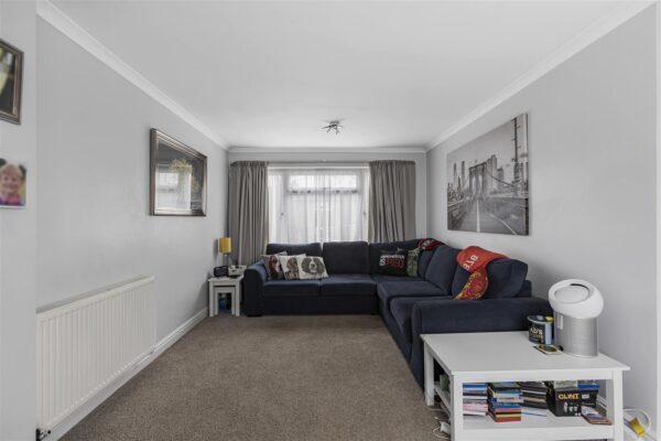 Temple Fields, Hertford, SG14
