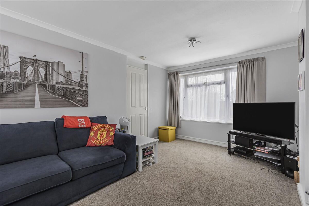 Temple Fields, Hertford, SG14