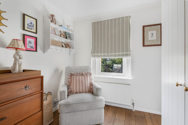 Railway Place, Hertford, SG13