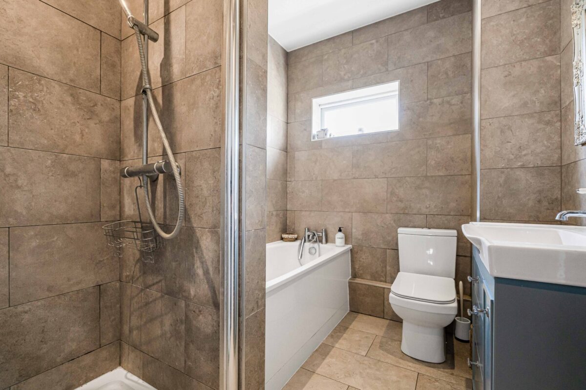 Railway Place, Hertford, SG13