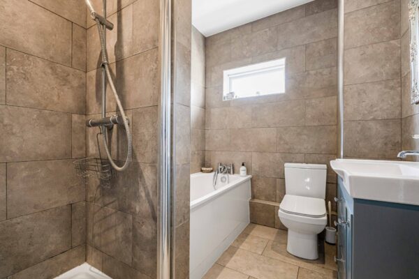 Railway Place, Hertford, SG13