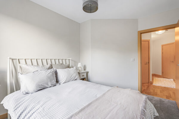 Mead Lane, Hertford, SG13